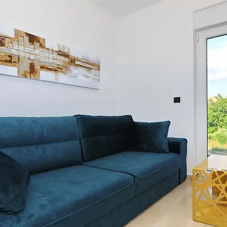 Appartement Adastra *