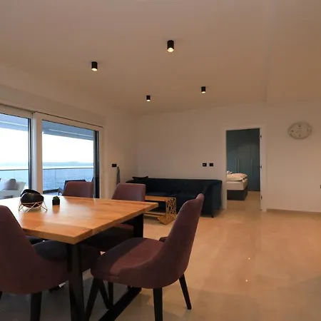 Appartement Adastra *