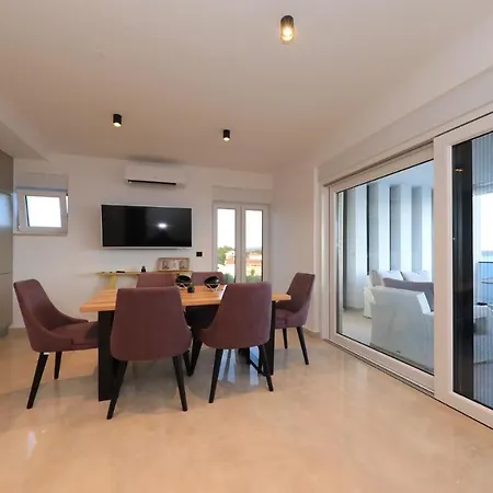 Adastra Appartement Maslenica