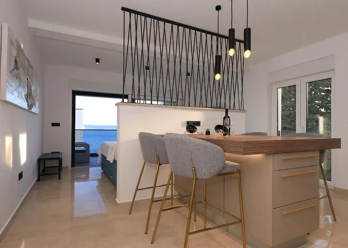 Adastra Apartman Maslenica