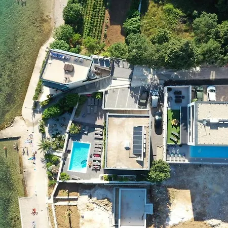 Adastra Apartment *