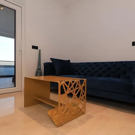 Adastra Apartment