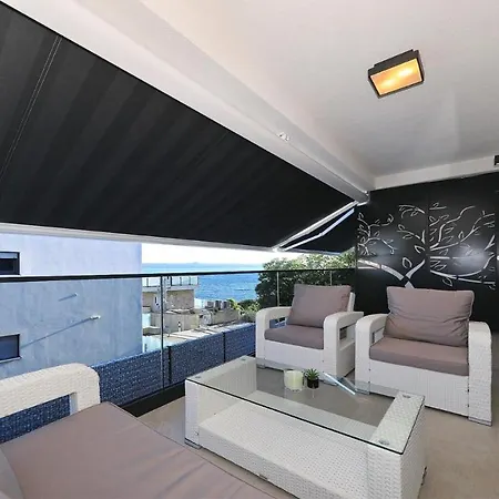 Apartment Adastra *