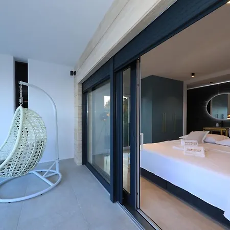 Adastra Apartment