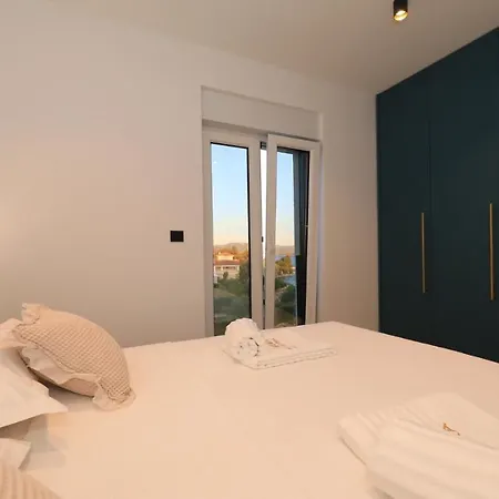 Apartment Adastra