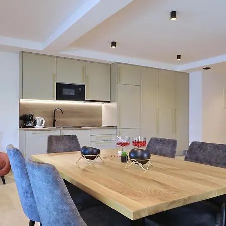 Adastra Apartment