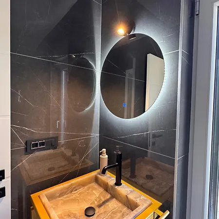 Apartament Adastra Maslenica