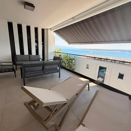 Apartament Adastra *